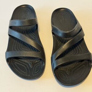 Crocs Women's Size 8 Kadee II Sandal Black Slip On Iconic Comfort Lightweight
